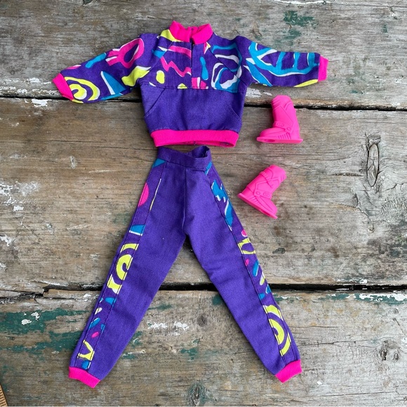 Barbie Purple and pink vintage 1990s era ski suit and boots - Picture 1 of 5